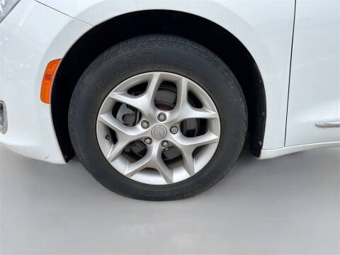 2019 Chrysler Pacifica Touring L Plus