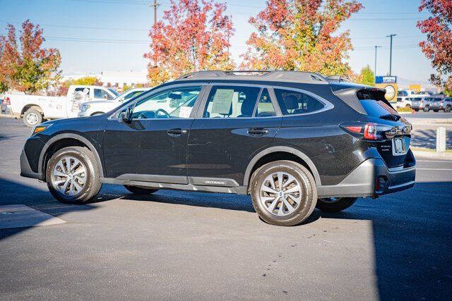 2022 Subaru Outback Premium