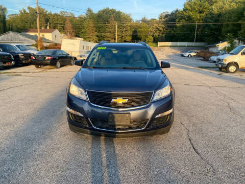 2013 Chevrolet Traverse for sale at Unique Motors in Rock Island IL