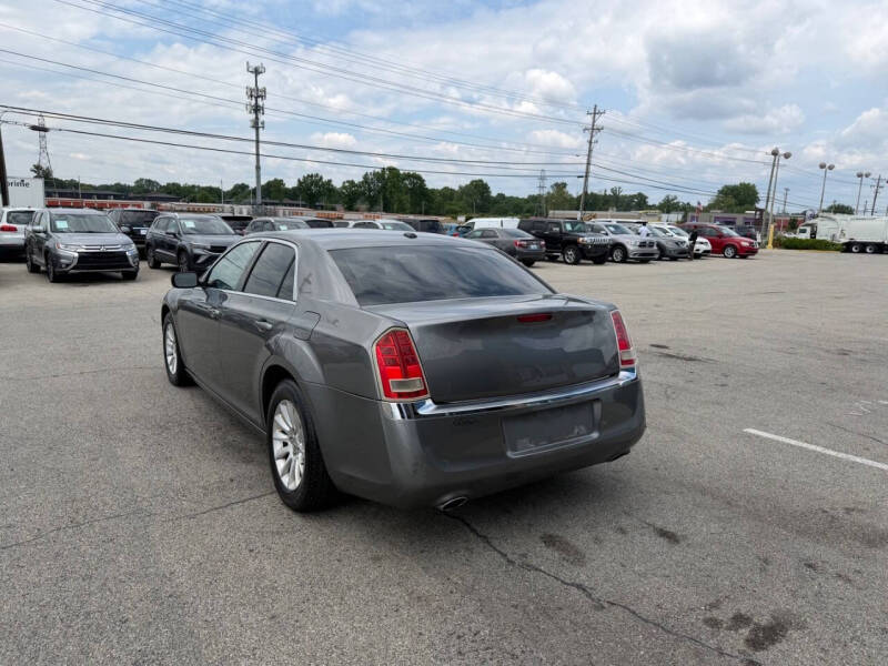 2012 Chrysler 300