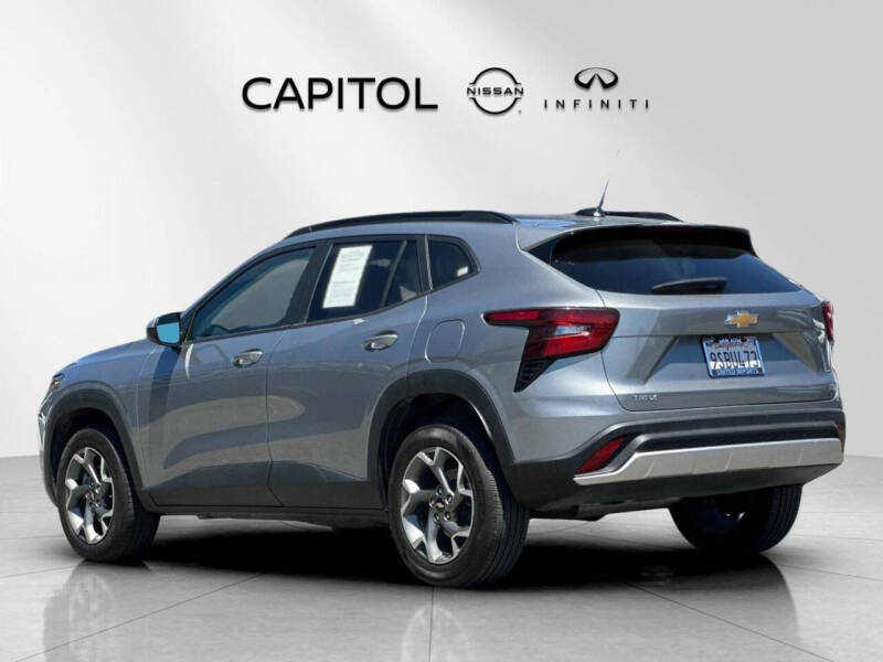 2025 Chevrolet Trax LT