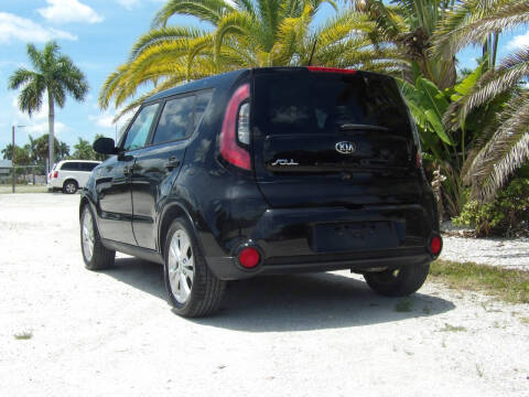2016 Kia Soul +
