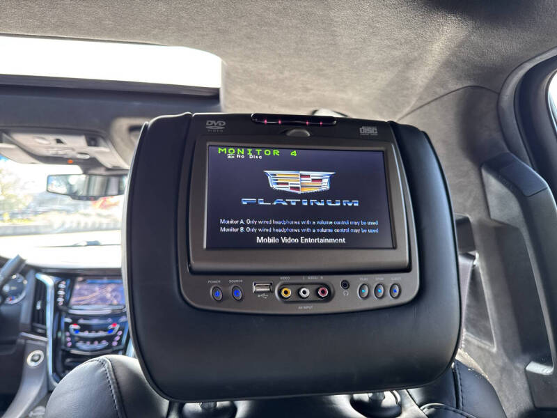 2016 Cadillac Escalade ESV Platinum