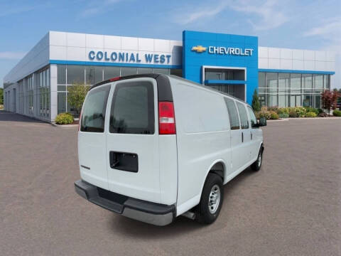 2025 Chevrolet Express 2500
