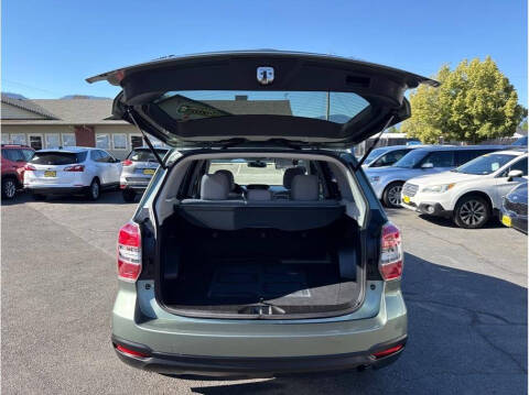 2015 Subaru Forester 2.5i