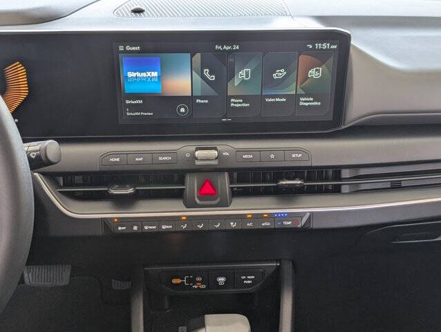 2025 Kia K4 LX