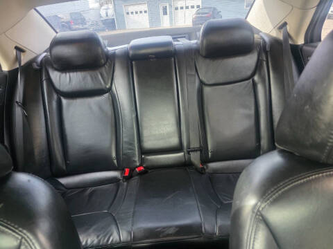 2017 Chrysler 300 Limited