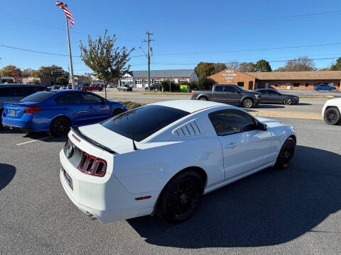 2014 Ford Mustang V6