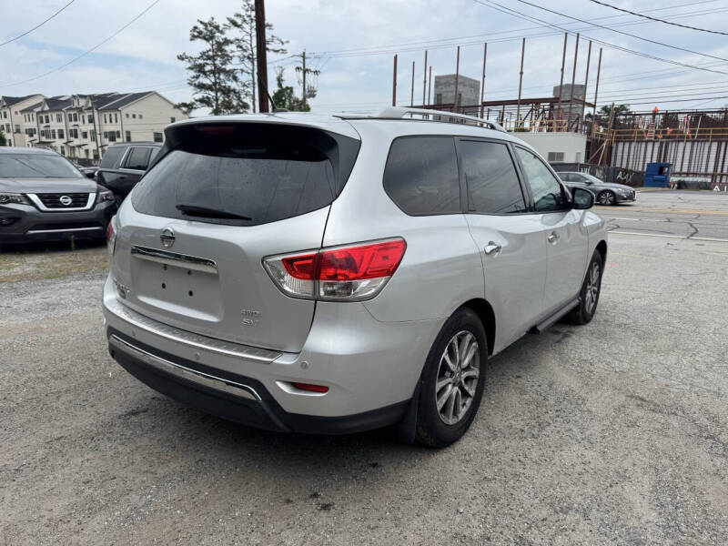2014 Nissan Pathfinder SV