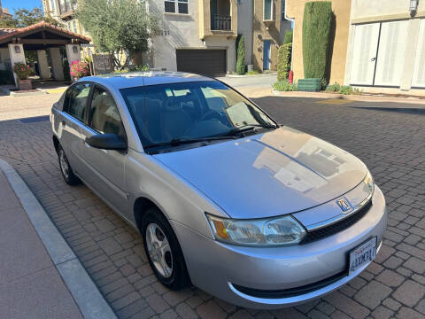 2004 Saturn Ion 1