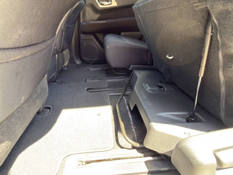 2017 Nissan Pathfinder S