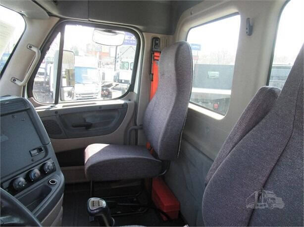 2014 Freightliner Cascadia