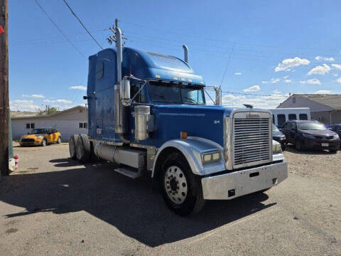 2001 Freightliner Conventional XL