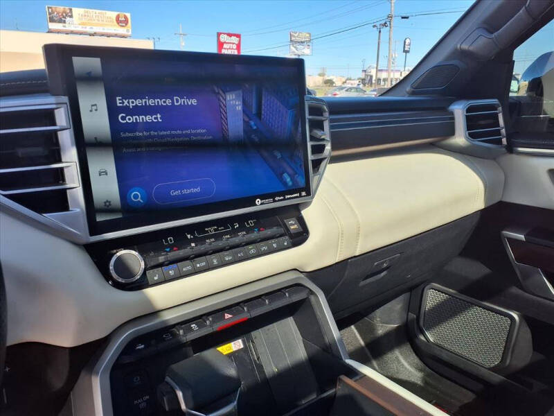 2023 Toyota Sequoia Capstone