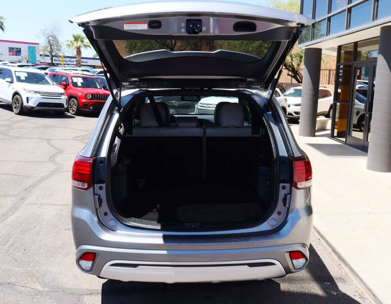 2022 Mitsubishi Outlander PHEV SEL