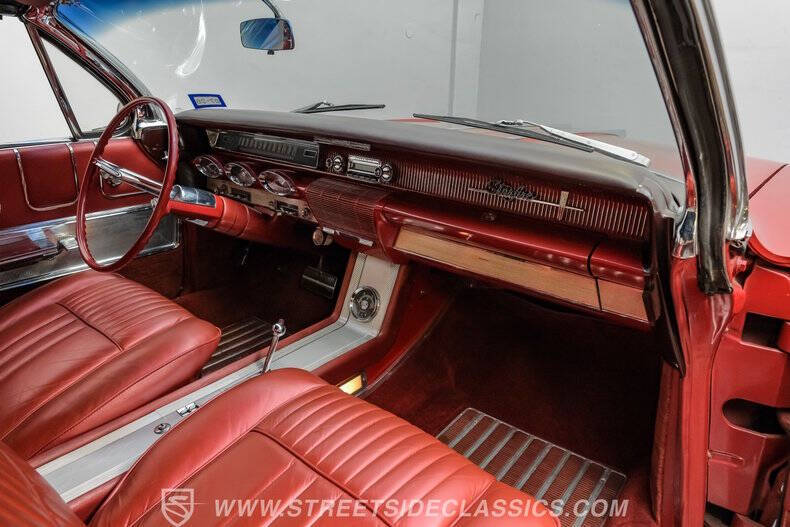 1961 Oldsmobile Starfire