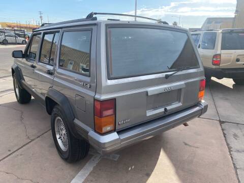 1993 Jeep Cherokee for sale at CONTRACT AUTOMOTIVE in Las Vegas NV