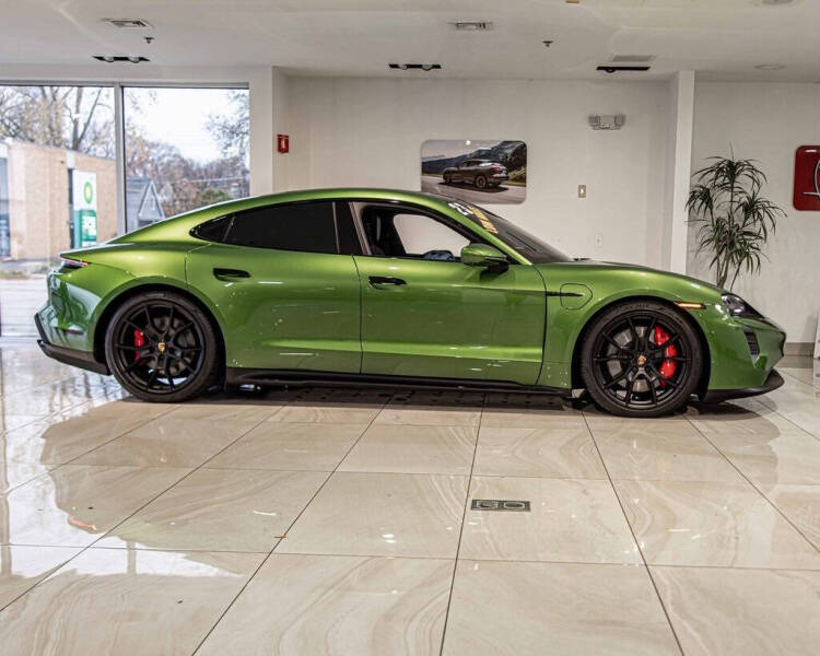 2023 Porsche Taycan GTS