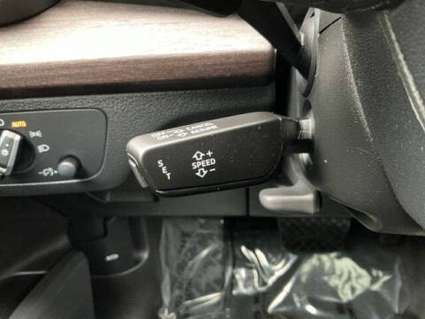 2022 Audi Q5 quattro Premium 40 TFSI