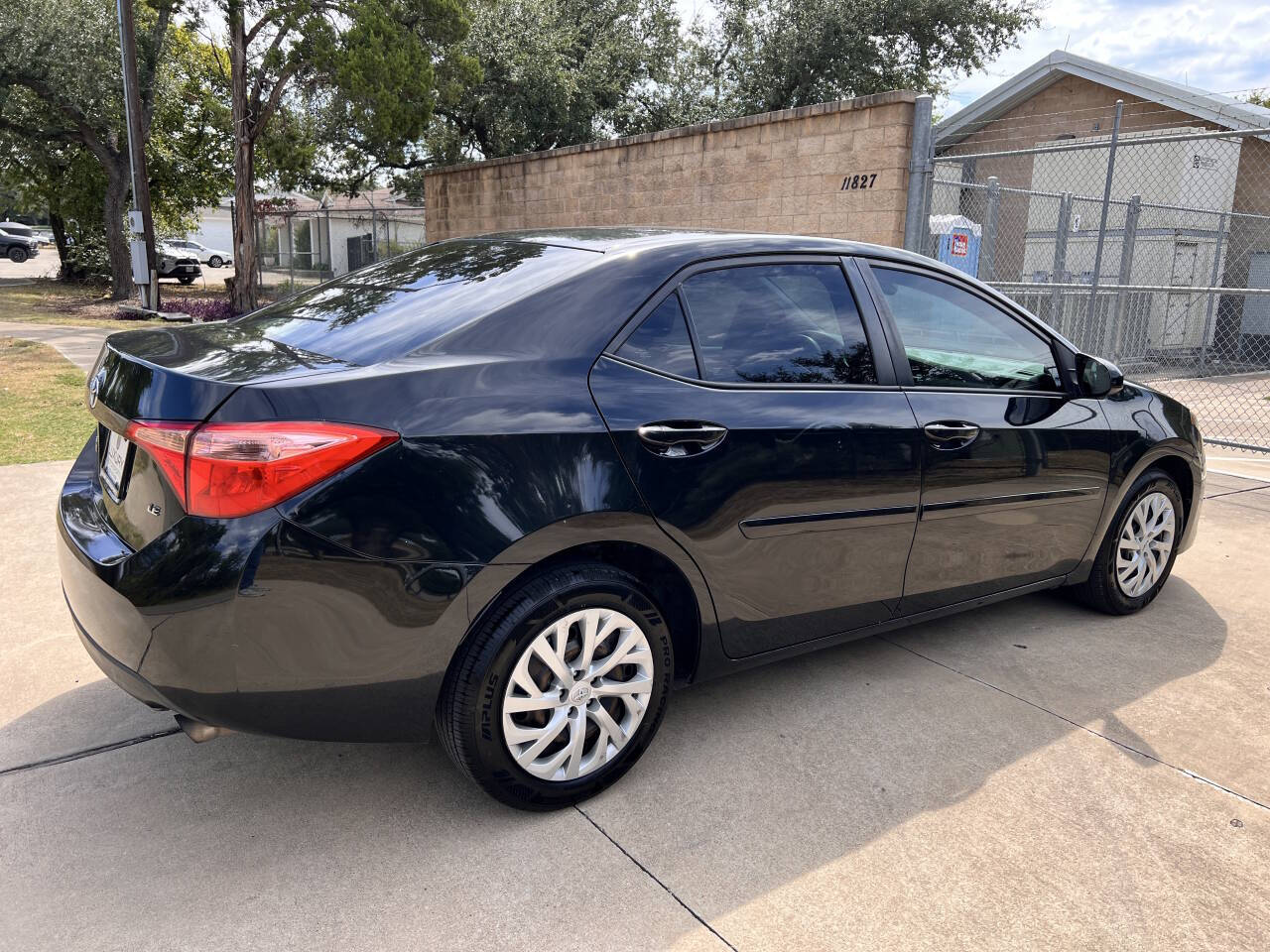 Used Car 2018 Toyota Corolla  Le 4dr Sedan For Sale Under $15,000 In Austin, Texas