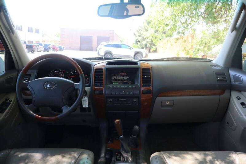 2004 Lexus GX 470