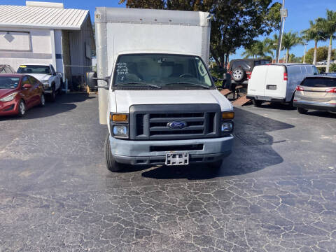 2017 Ford E-Series E-350 SD