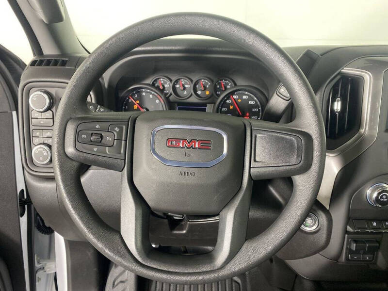 2025 GMC Sierra 2500HD Pro