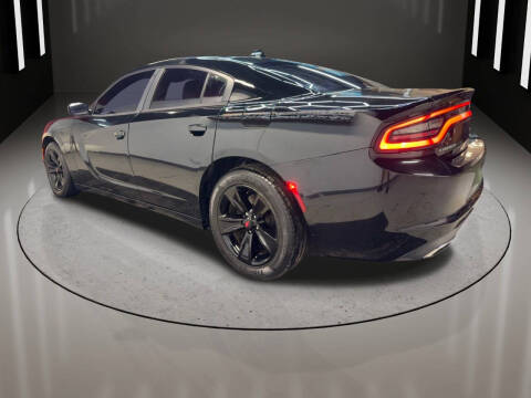 2016 Dodge Charger SXT