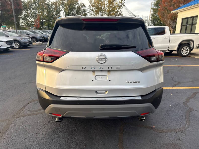 2022 Nissan Rogue SV