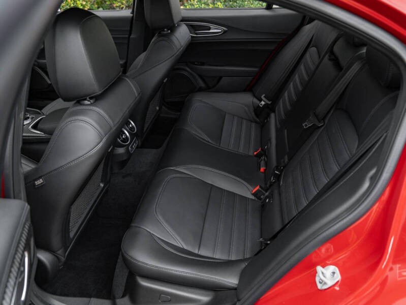 2024 Alfa Romeo Giulia Quadrifoglio