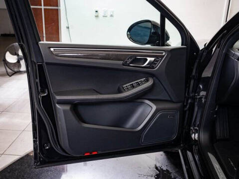 2026 Porsche Macan S