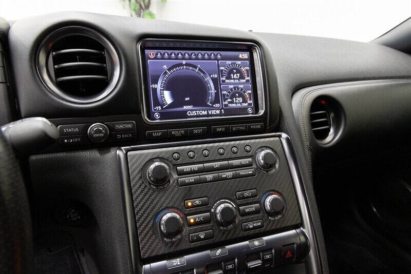 2013 Nissan GT-R Premium