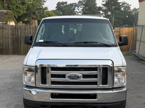 2013 Ford E-Series