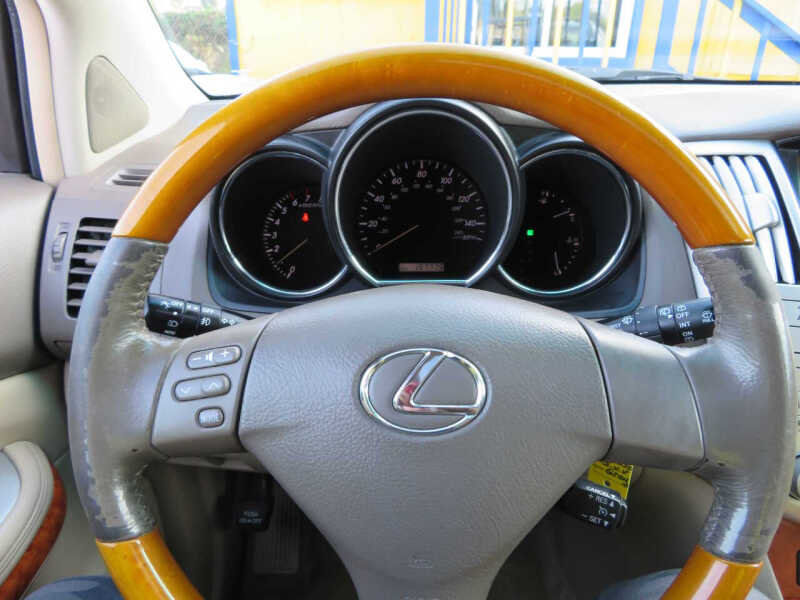 2004 Lexus RX 330
