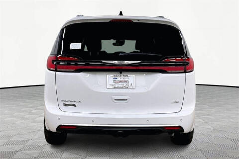 2026 Chrysler Pacifica Pinnacle