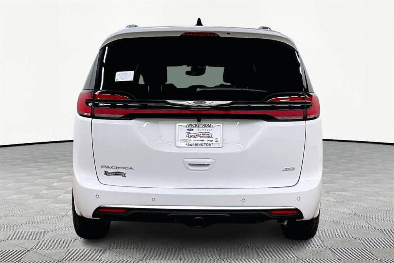 2026 Chrysler Pacifica Pinnacle