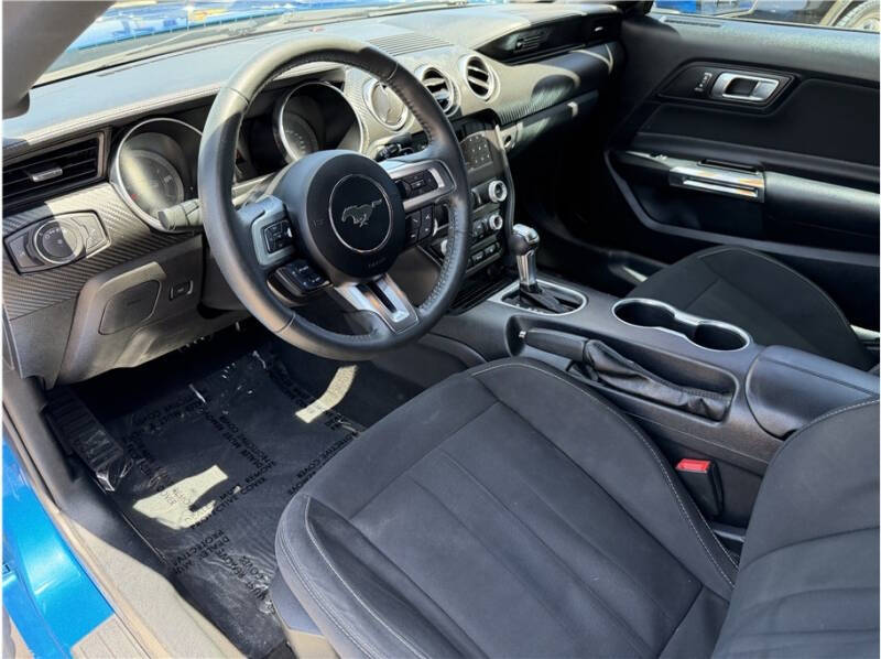 2020 Ford Mustang