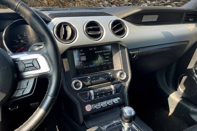 2017 Ford Mustang EcoBoost Premium