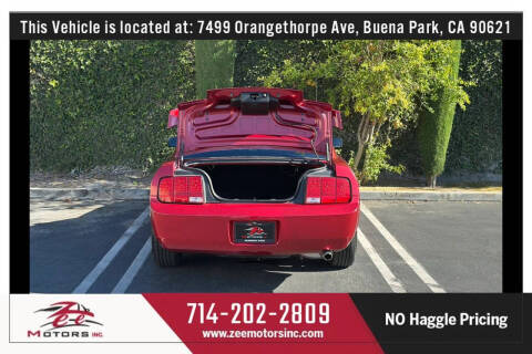 2005 Ford Mustang V6 Deluxe