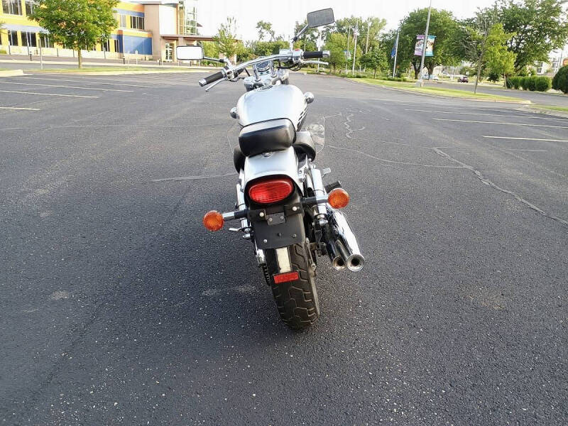 2003 Suzuki Marauder 800