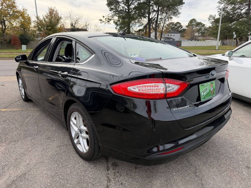 2014 Ford Fusion SE