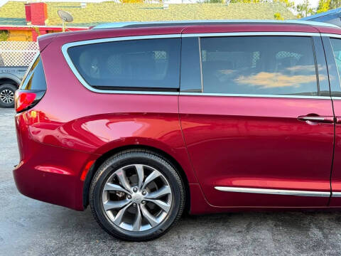 2020 Chrysler Pacifica Limited