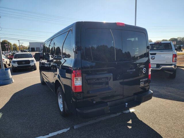 2017 Nissan NV