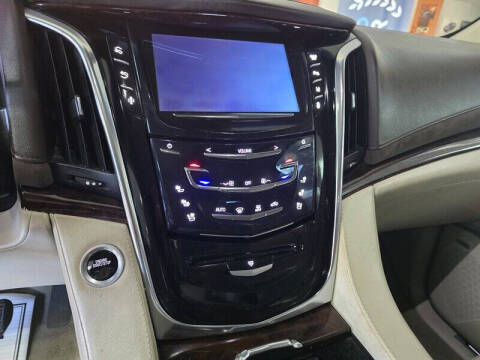2015 Cadillac Escalade ESV Luxury