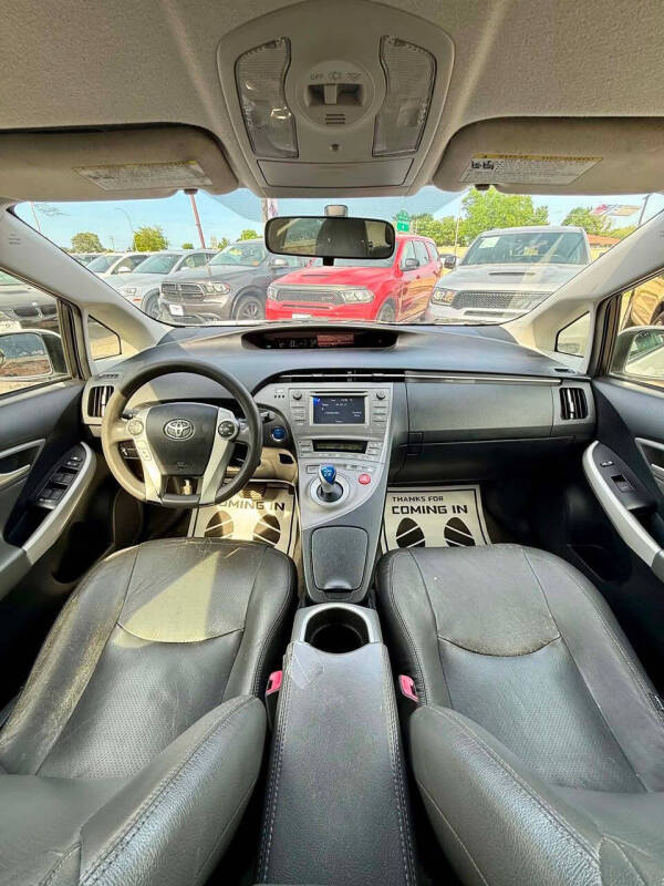 2012 Toyota Prius Two