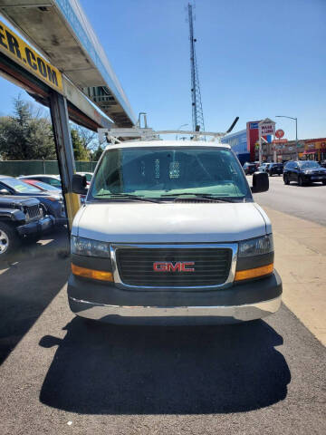 2017 GMC Savana 2500
