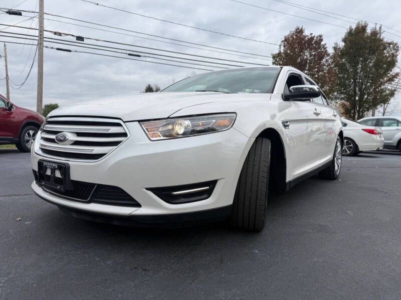 2016 Ford Taurus Limited