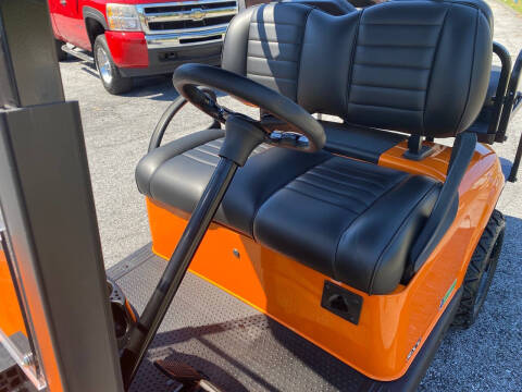 2020 E-Z-GO RXV