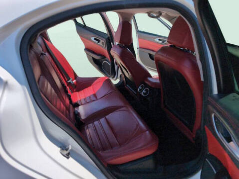 2017 Alfa Romeo Giulia Ti