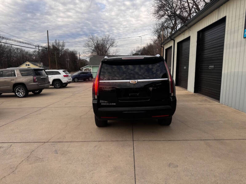 2018 Cadillac Escalade Premium Luxury